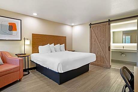 King Room - Non-Smoking