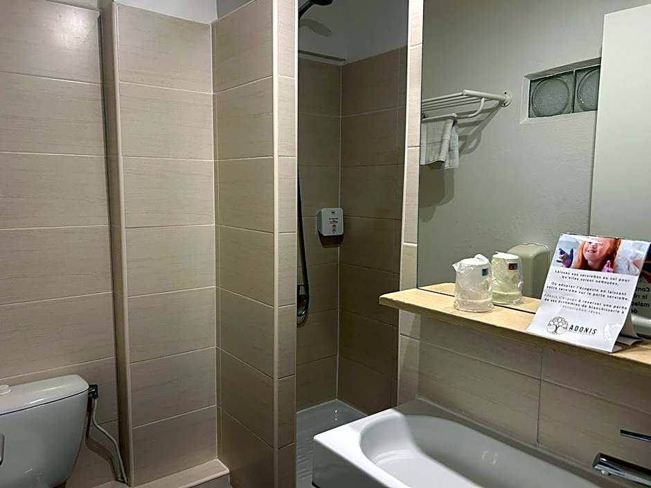 Adonis Le Chastellan