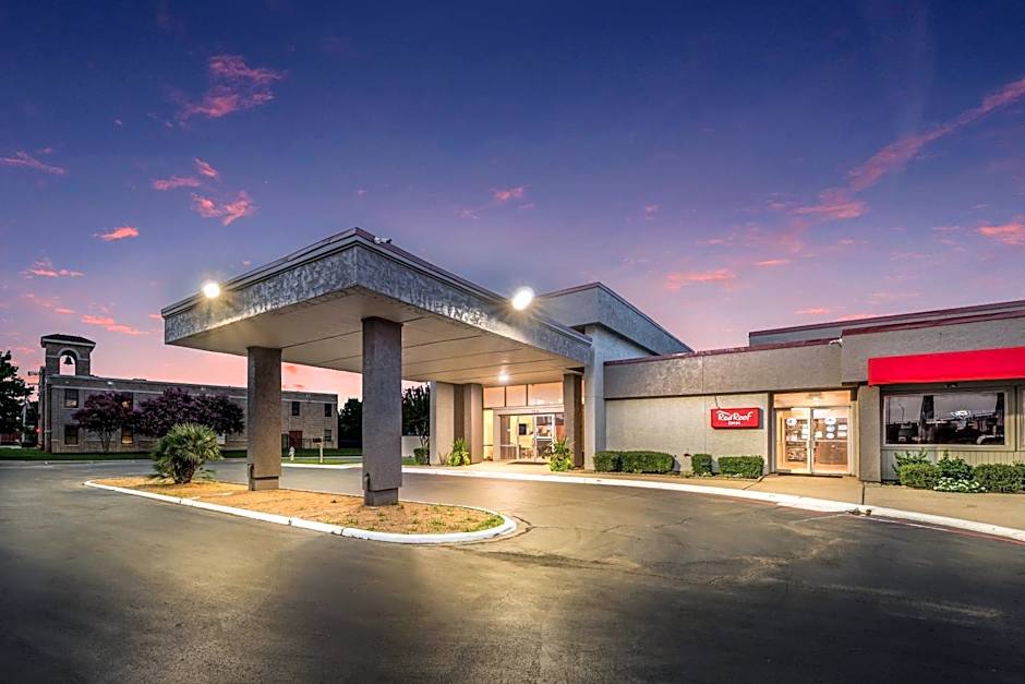 Red Roof Inn Lewisville
