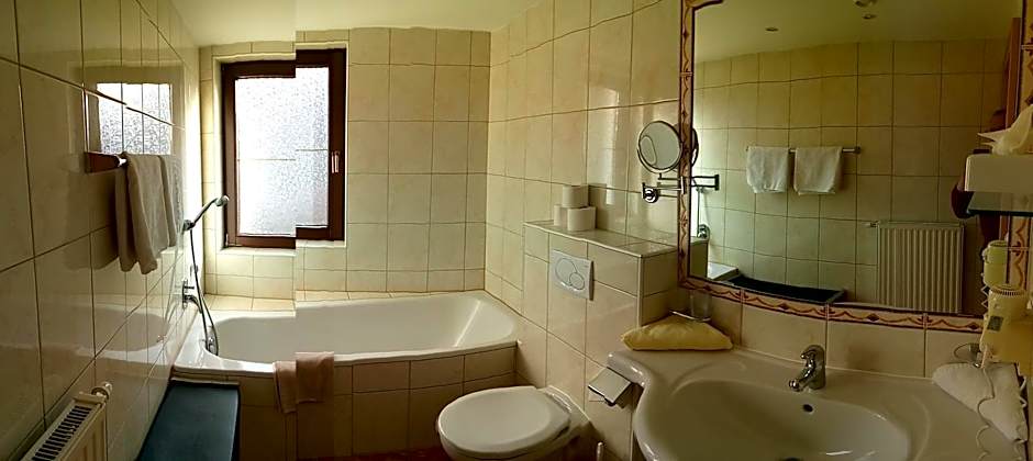 Hotel Alpenruh-Micheluzzi