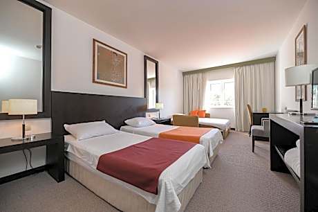 Family Room with Sea View