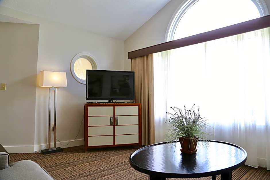 Fairbanks Inn