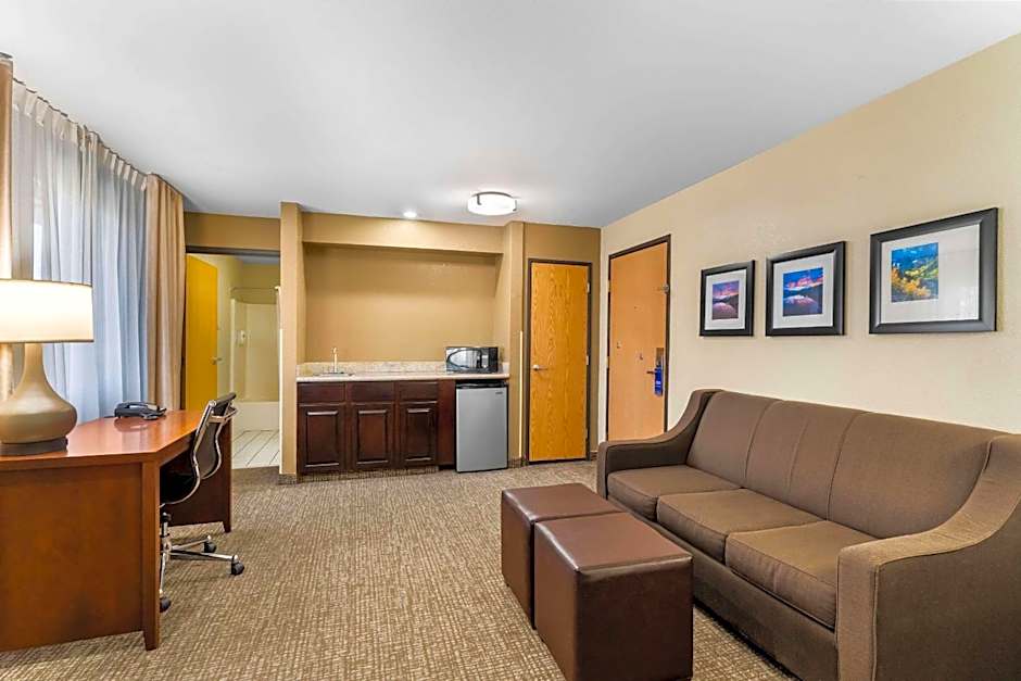 Comfort Inn & Suites Greeley