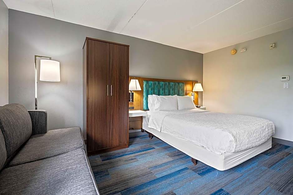 Hampton Inn By Hilton Ridgefield Park