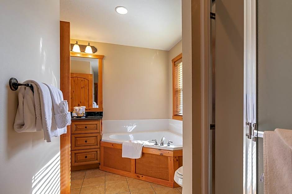 The Lodges at Table Rock