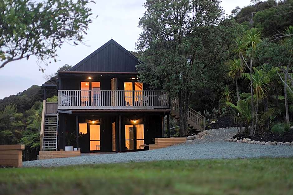 Tui & Nikau Cabins