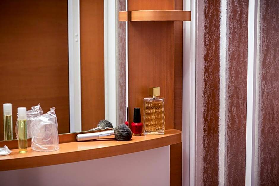 Brit Hotel Rennes Le Castel