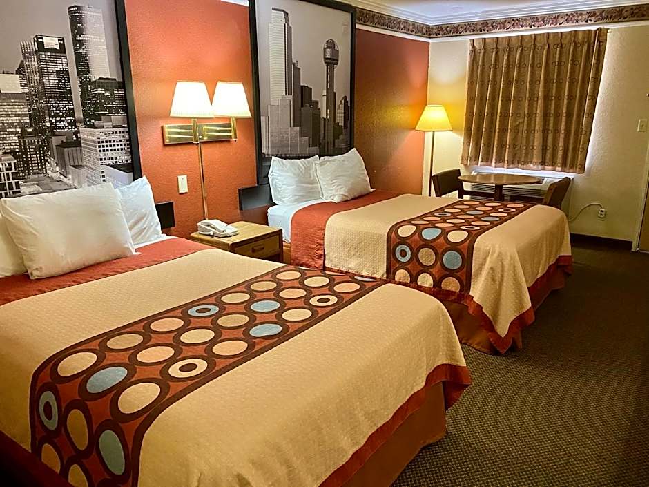 Super 8 by Wyndham Mount Vernon