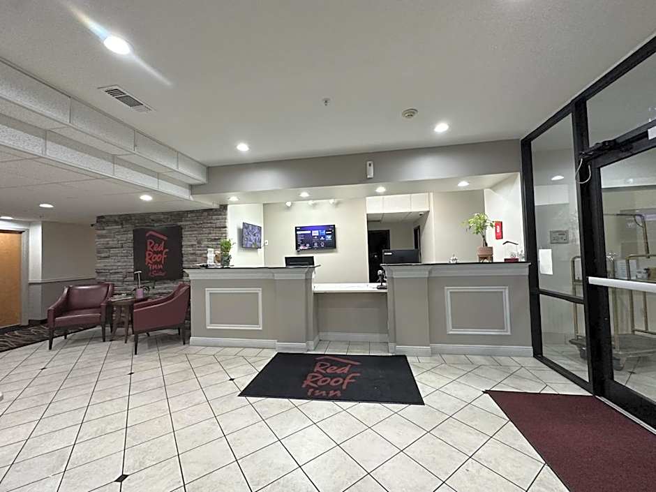 Red Roof Inn & Suites Biloxi - Ocean Springs