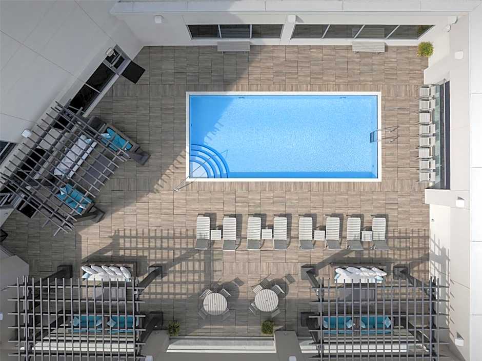 Hilton Garden Inn Charlotte Waverly