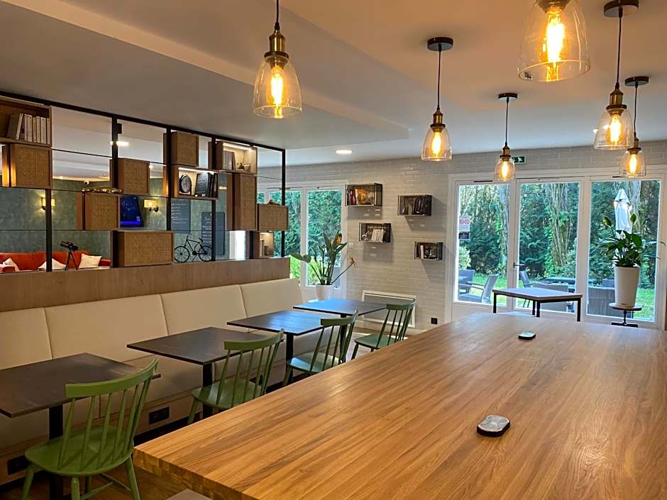 Campanile Nantes Reze Aeroport