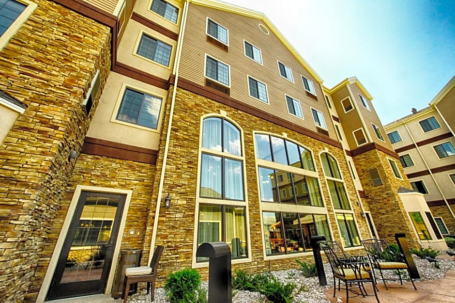 Staybridge Suites Minot