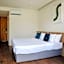 Shanti-Retreat Hotel