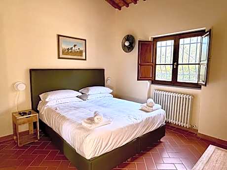 Suite with Garden View