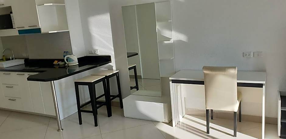 VTSIX at View Talay 6