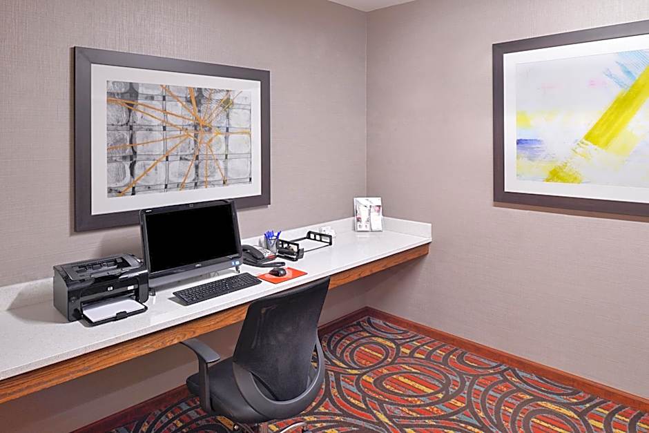 Holiday Inn Express Hotel & Suites Lonoke I-40 By IHG