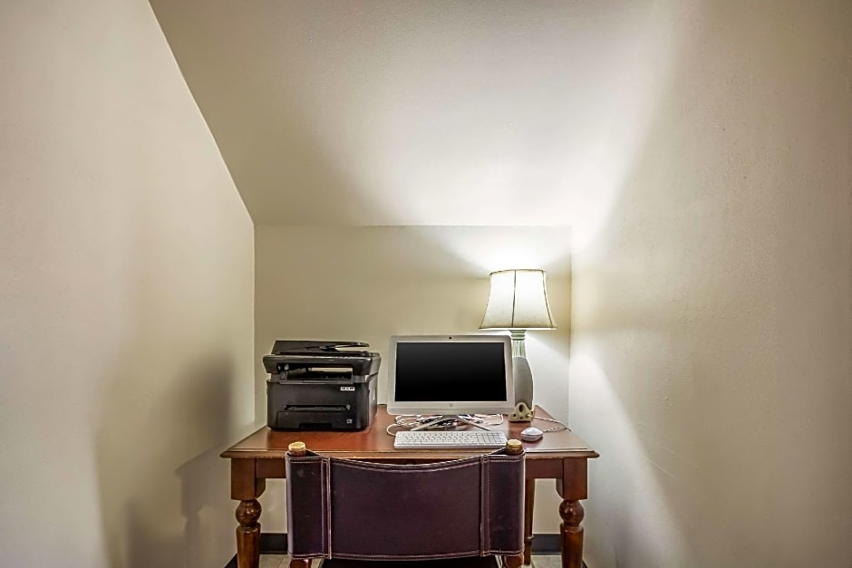 Econo Lodge Waupaca