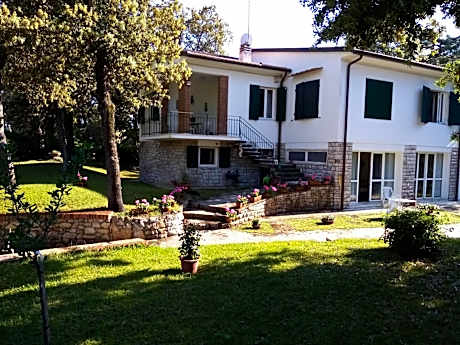 Villa Aurora