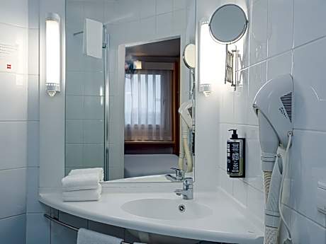 Superior Room with 1 Double Bed