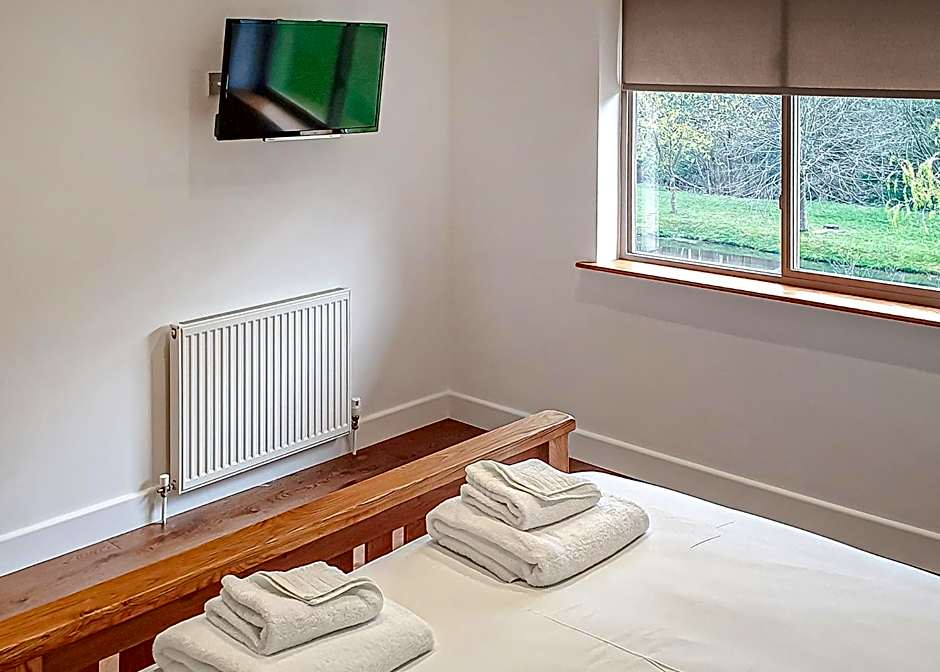 Penvale Lakes Lodges