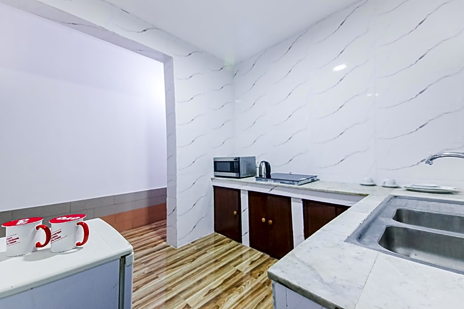 OYO 119 Jasmine Hotel Apartments