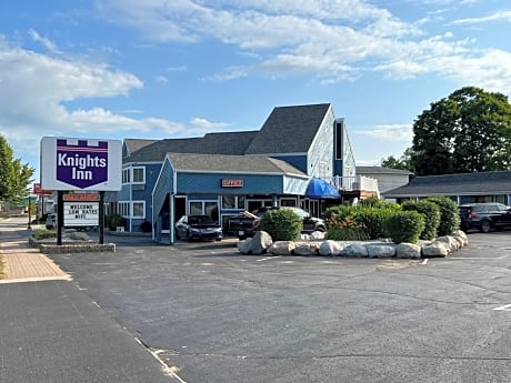 Knights Inn Mackinaw City