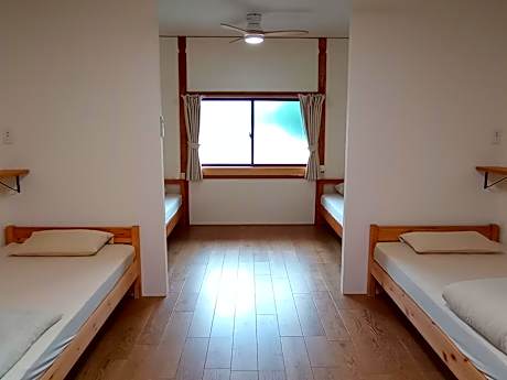 Fourth Room - Non-Smoking