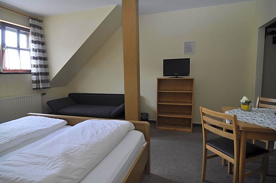 Landgasthof Lang Zum Adler