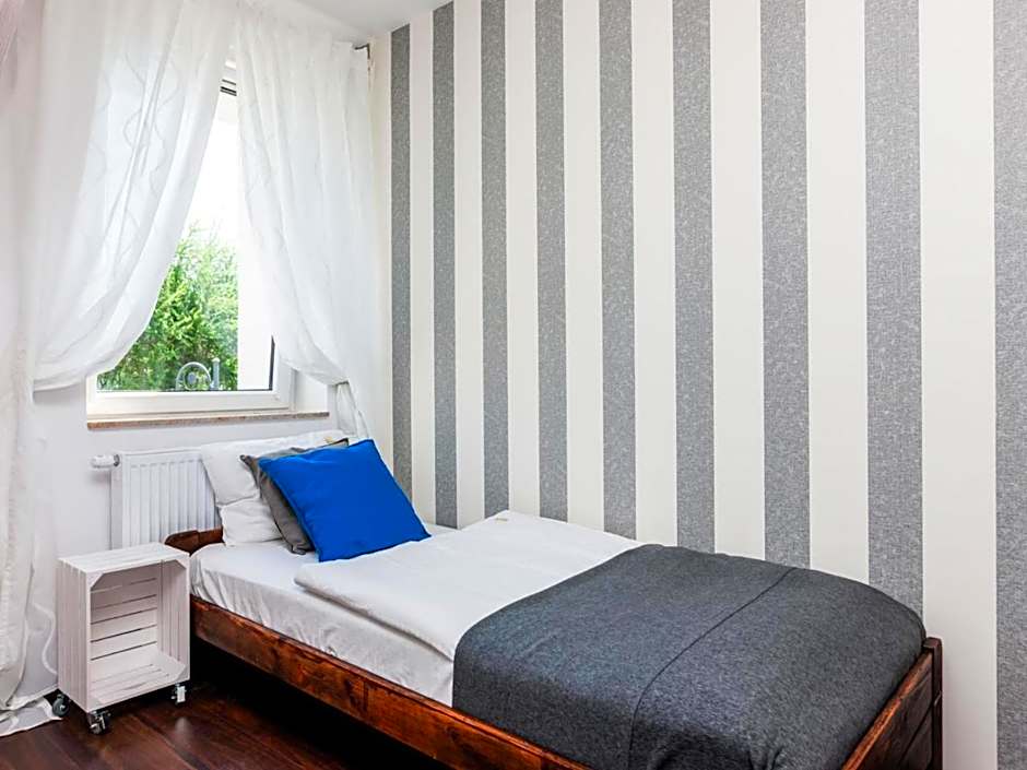 Kompleks Wypoczynkowy Pomerania z podgrzewanym basenem 30 metrów do morza