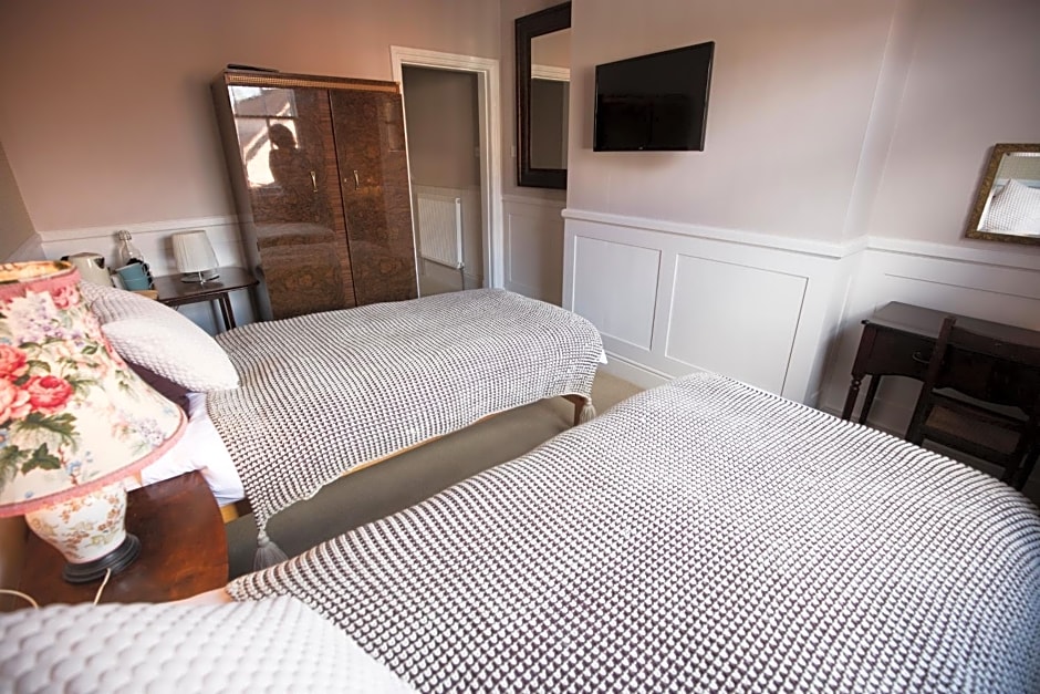 Bournville House & Cafe