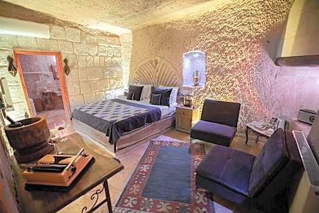 Cave Suite with Spa Bath and Turkish Bath