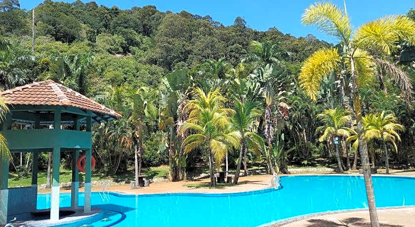 Teluk Batik Holiday Apartment