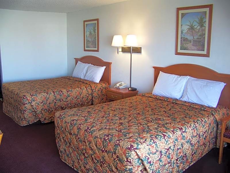 Travelers Inn and Suites