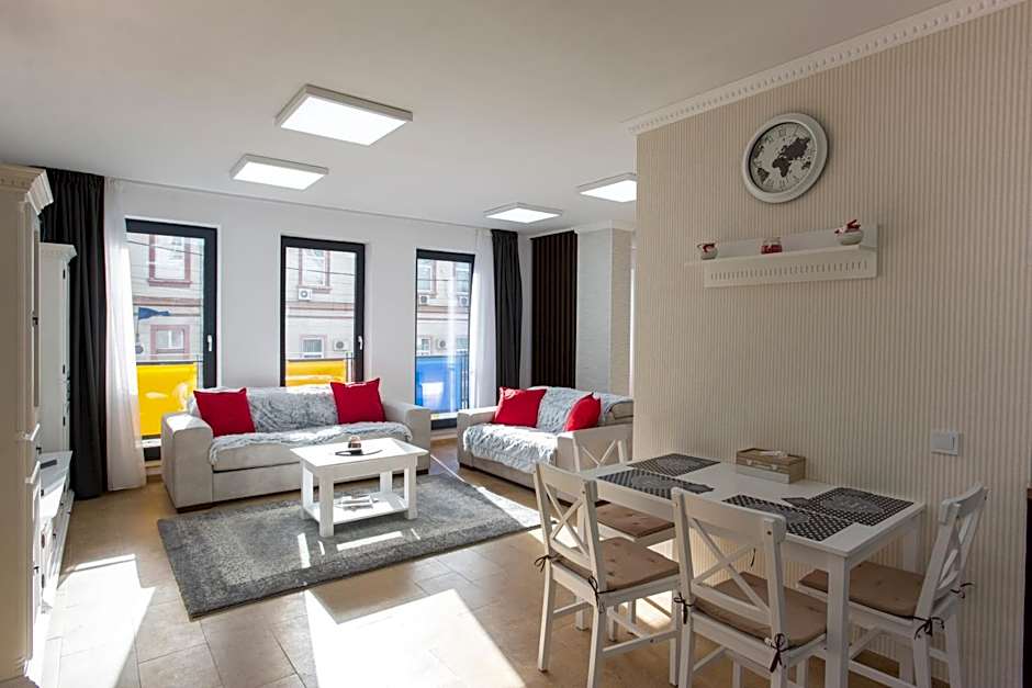 Lira Holiday Apartments