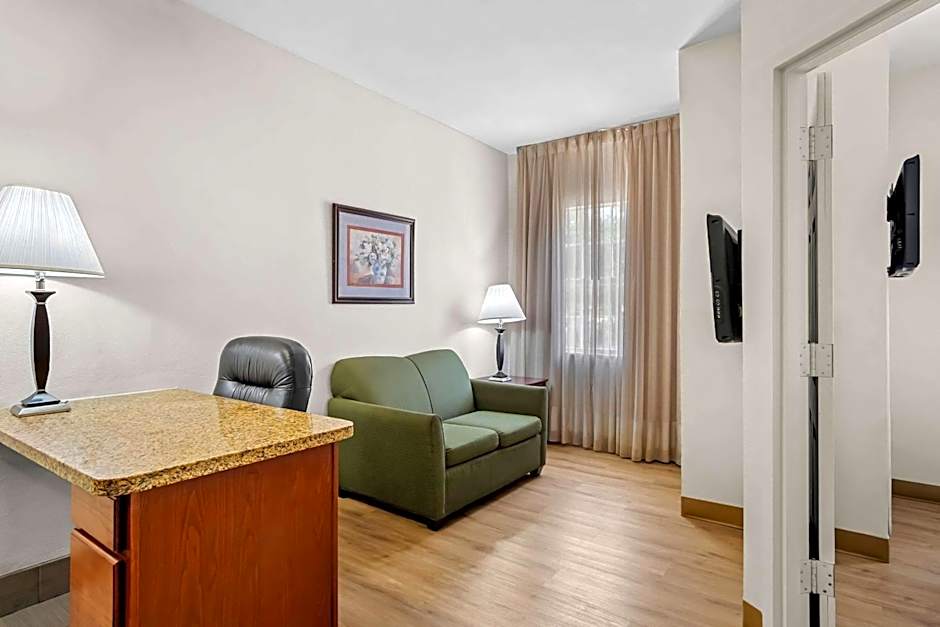 MainStay Suites Addison-Dallas
