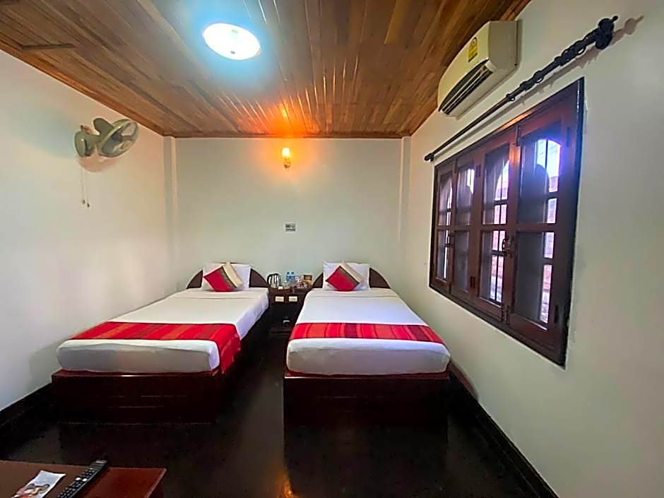 Vangsavath Hotel