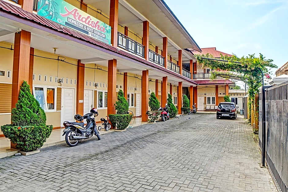 OYO 92584 Ardisha Homestay Syariah