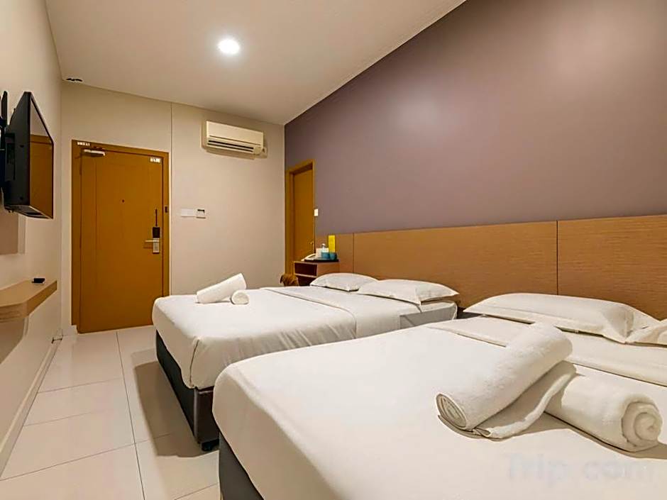 Swing & Pillows @ PJ21 Petaling Jaya