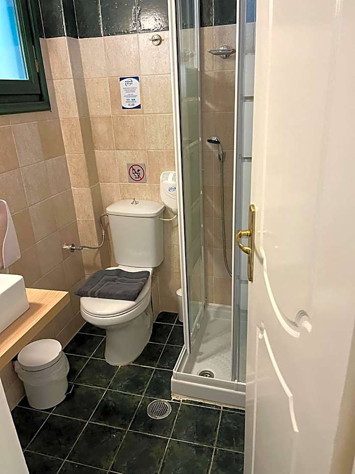 Muntenia Inn Apartments and Suites