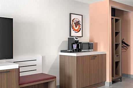 King Room with Peloton Bike