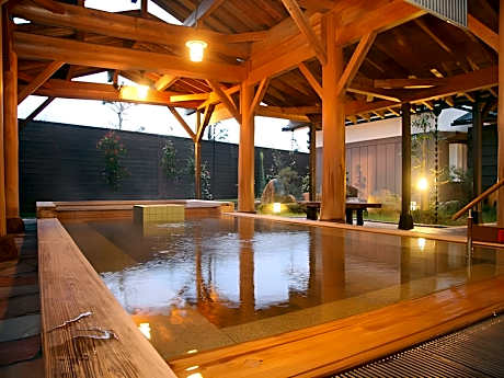 Hotel Royal Hill Fukuchiyama and Spa