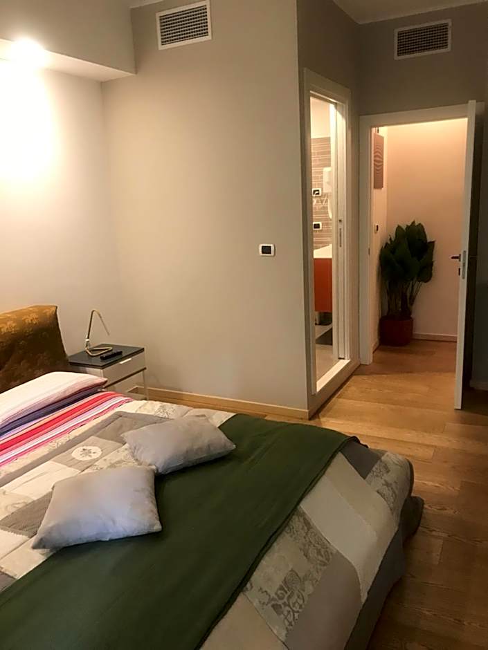 Smart-House Rent-Rooms FREE PARKING