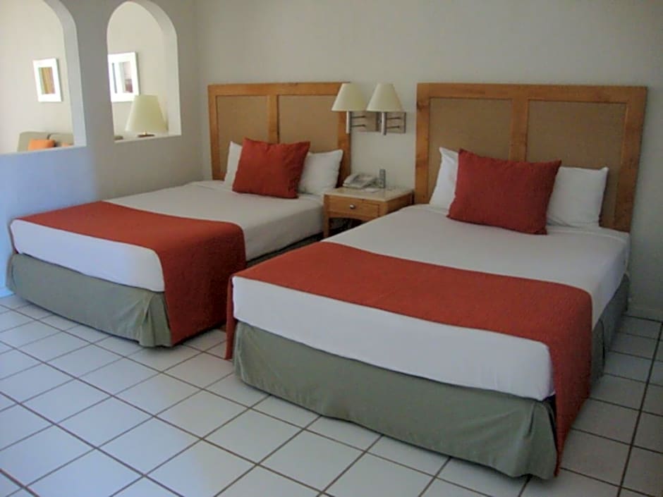 Park Royal Homestay Los Cabos