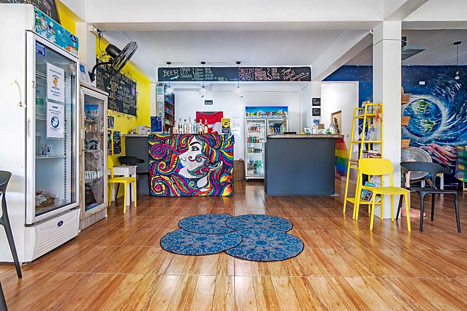 See Sea Backpacker House