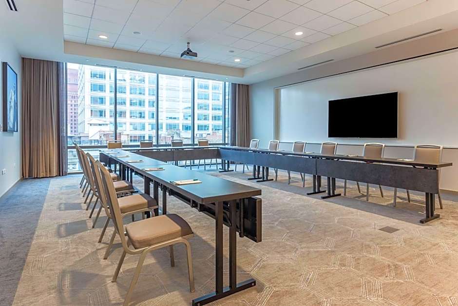 Hampton Inn by Hilton Chicago West Loop