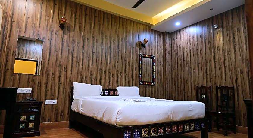 Hotel Ganga Monastery