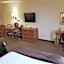 Expressway Suites Fargo