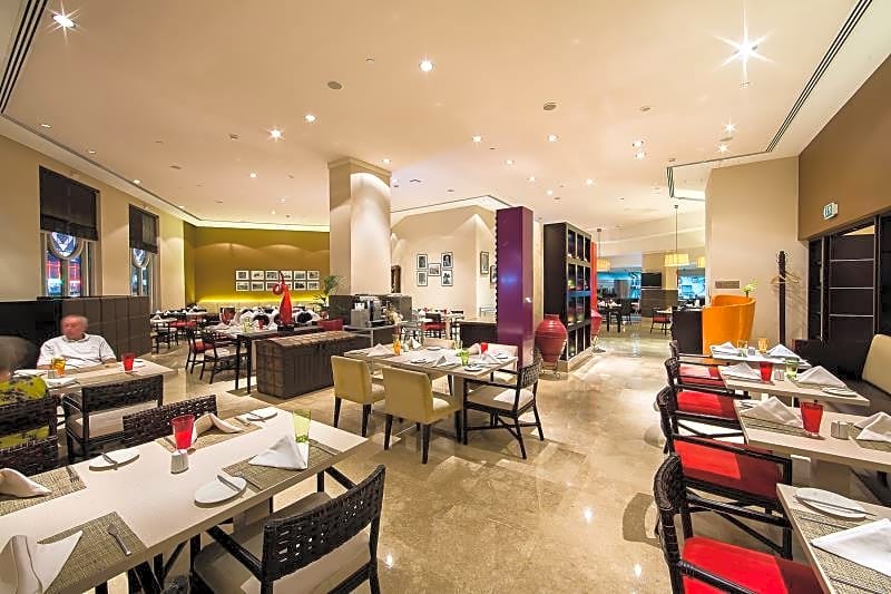 Ramada Plaza by Wyndham Dubai Deira