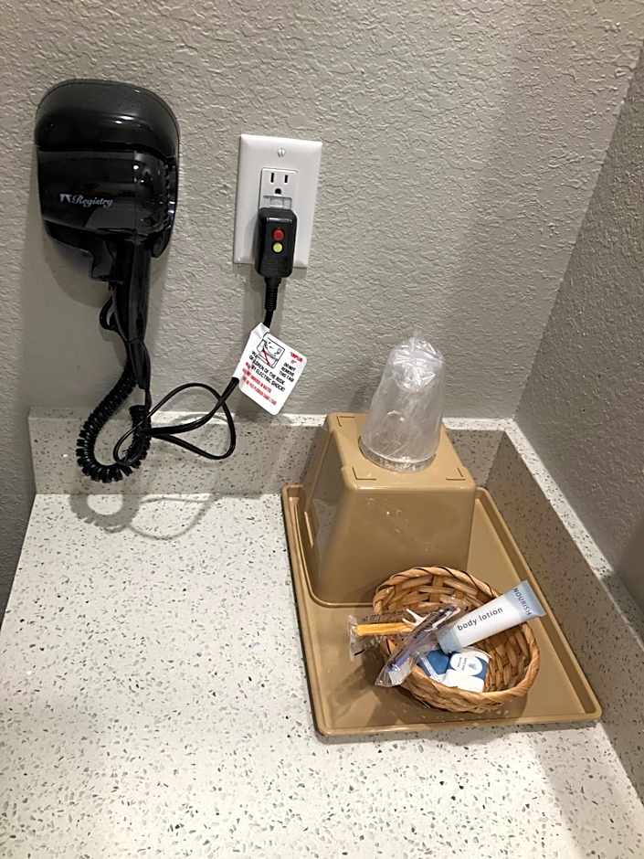 Crystal Inn Downtown