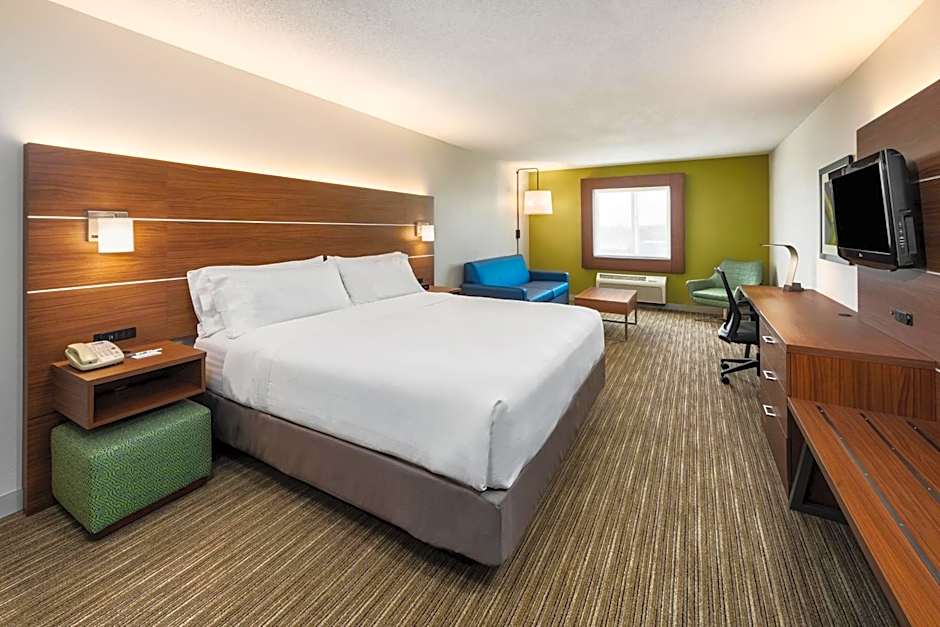 Holiday Inn Express Warrenton Hotel By IHG